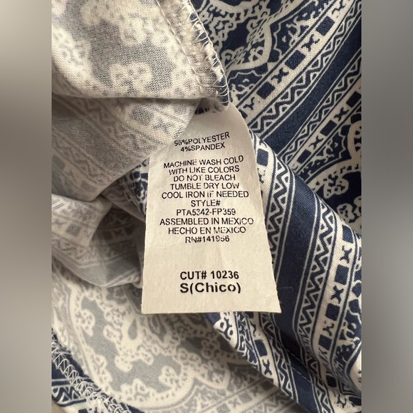 Size small blue white paisley bandana print cross front back straps cropped tank - Picture 4 of 4